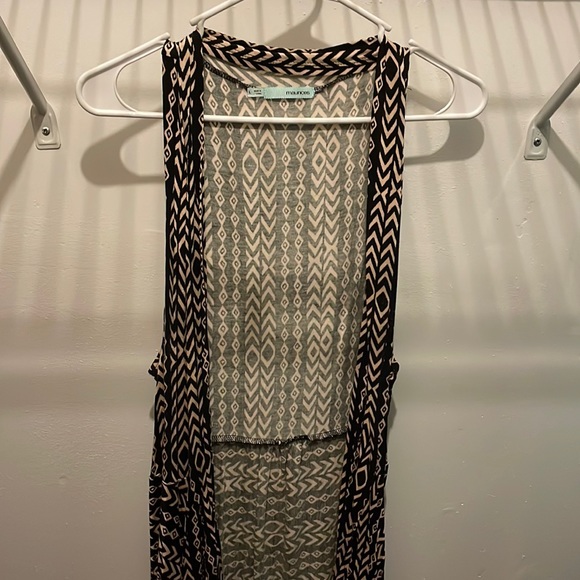 Aztec duster - Picture 1 of 3